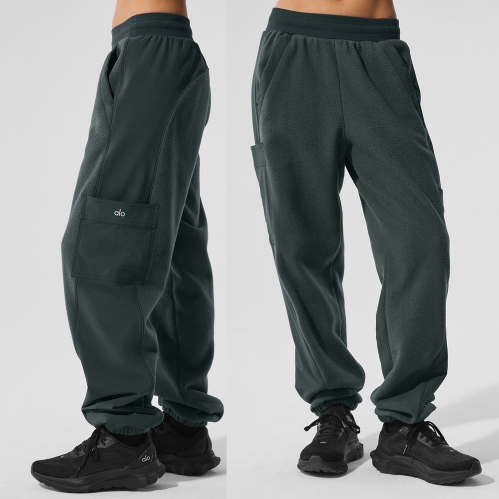 Alo Yoga Polar Fleece Wintry Mix Pant in Charcoal Green Small